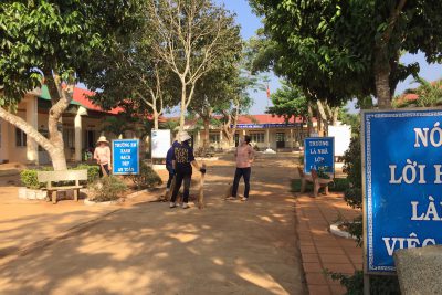 Công tác dọn vệ sinh đón học sinh đi học trở lại sau dịch Covid – 19