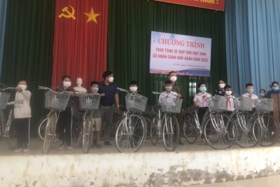Chương trình trao tặng xe đạp cho học sinh có hoàn cảnh khó khăn năm 2022